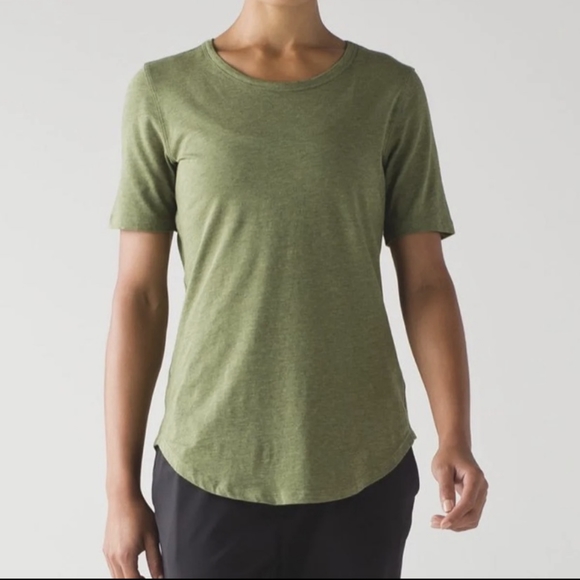 lululemon athletica Tops - Lululemon short sleeve shirt